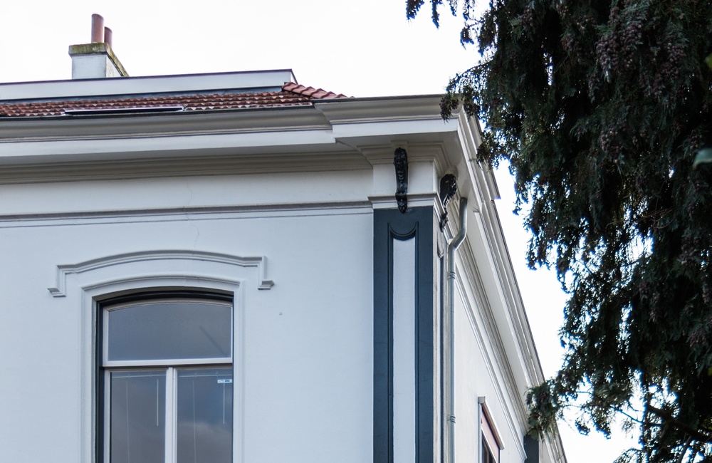 Grijze pilasters 2016