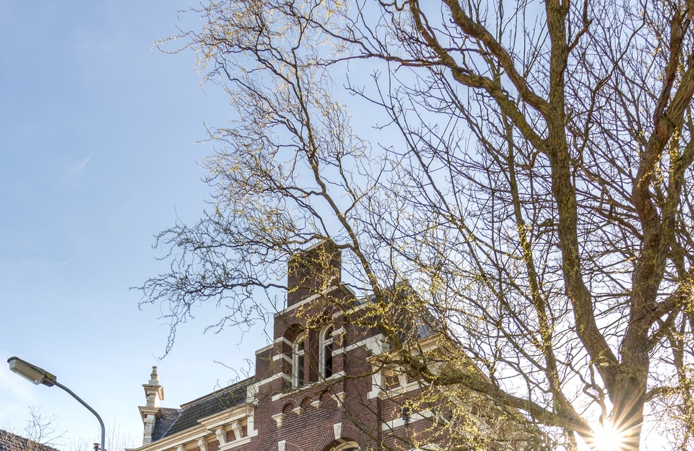 Voor- en rechterzijgevel - 2016