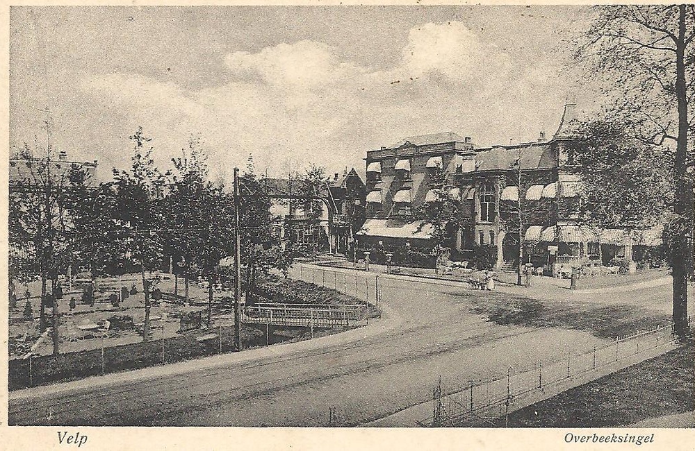 Hotel Overbeek en overtuin - 1910