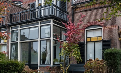 Detail voorgevel