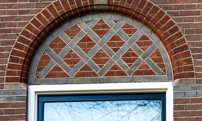 Detail voorgevel woonhuis