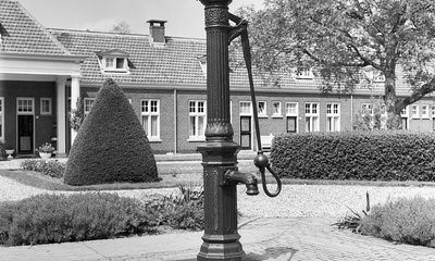 Schweer bey der Beckestichting Waterpomp