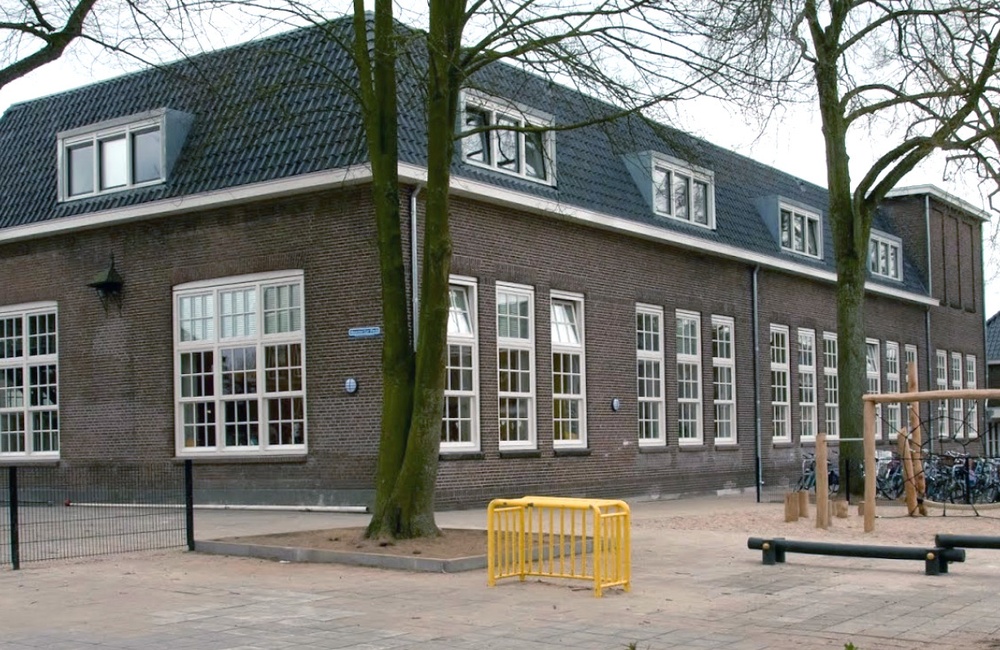 School 2 - later Emmaschool
