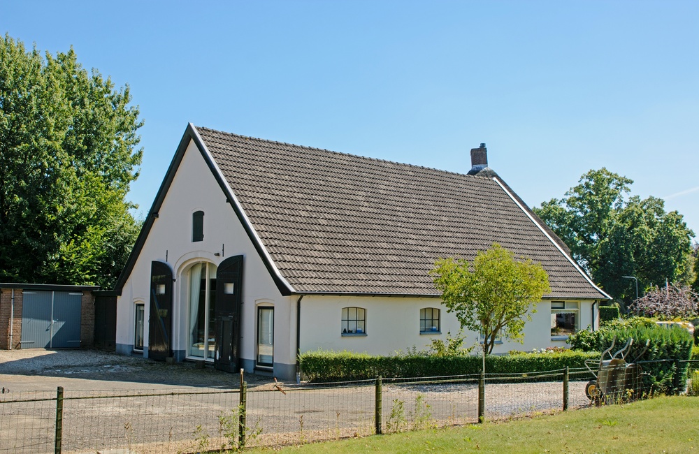 Achtergevel en linkerzijgevel - 2016