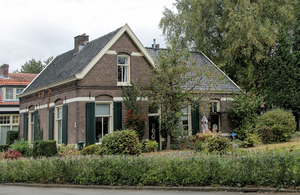Achtergevel en zijkant 2016
