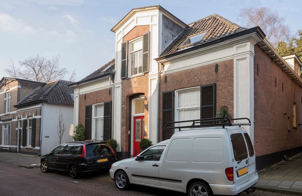Voor- en rechterzijgevel – 2017