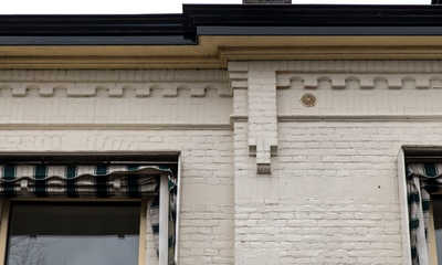 Detail voorgevel villa
