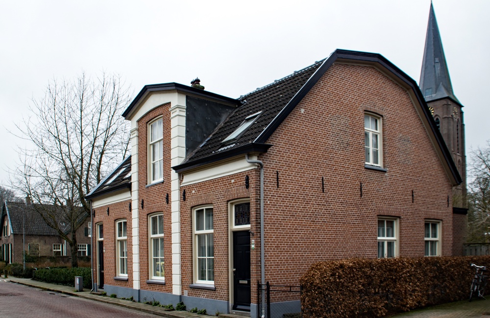 Voor en rechterzijgevel – 2016