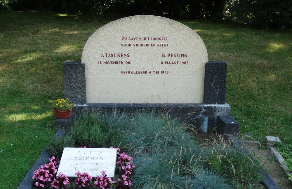 Heiderust graf Tjalkens en Pessink - 2016