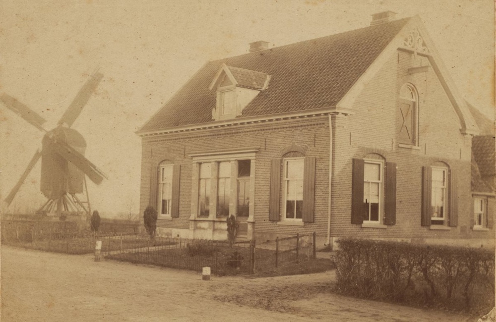 Dierensche Molen en molenaarshuis - ca. 1890