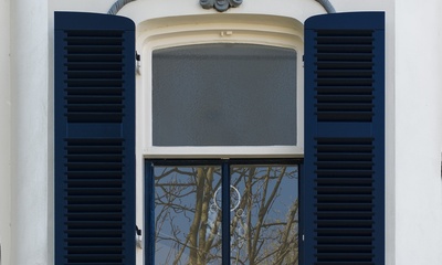 Deel voorgevel villa