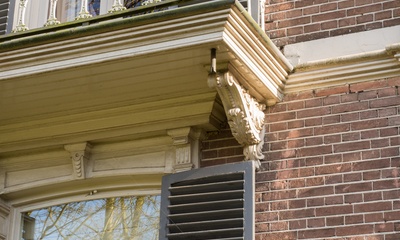 Detail voorgevel villa