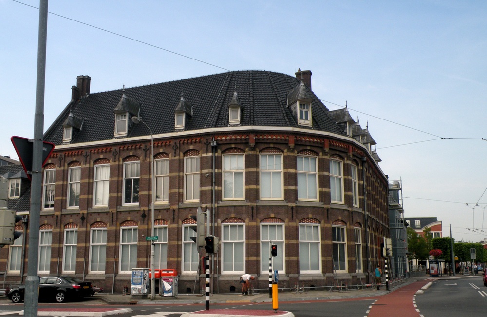 Voormalig hoofdpostkantoor Velp (2012)