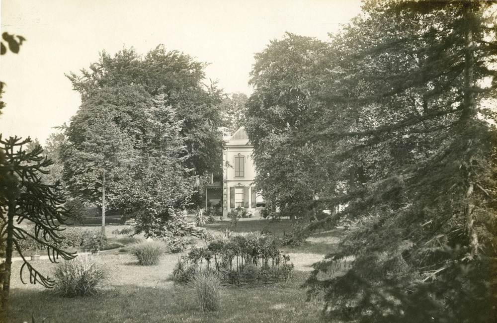 Tuin Den Heuvel - ca 1930