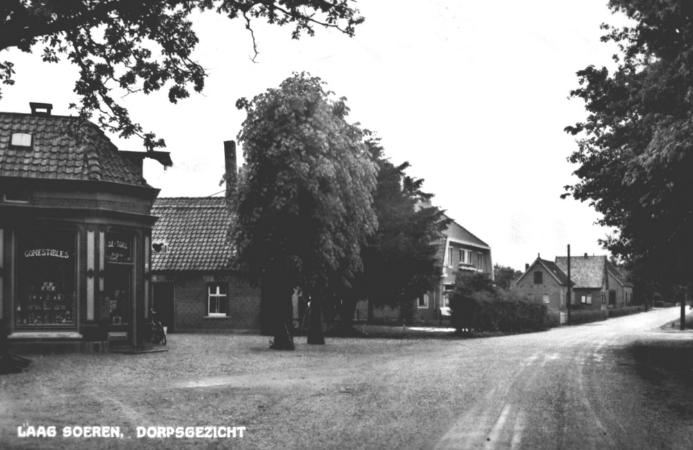 Dorpsgezicht vanaf de toko ca 1950