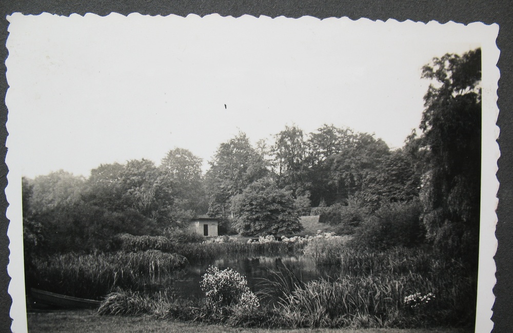 Rozenhagen vijver met badhuisje - ca 1930