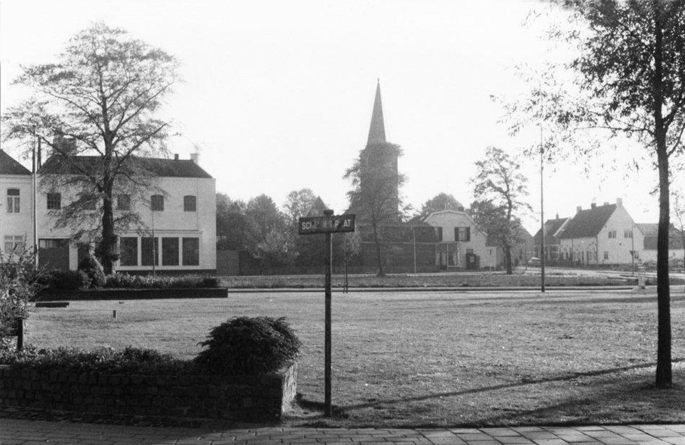 Zicht op Kennedylaan en Oude Jan - 1969