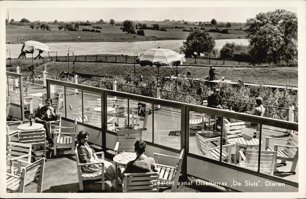 IJsselterras Café-Rest.De Sluis - 1957