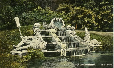Rosendael Cascade met stroomgoden