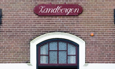 Detail voorgevel villa
