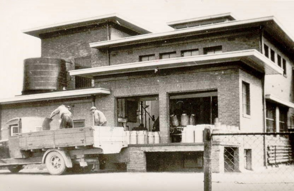 Melkfabriek Codimez Dieren - ca 1955