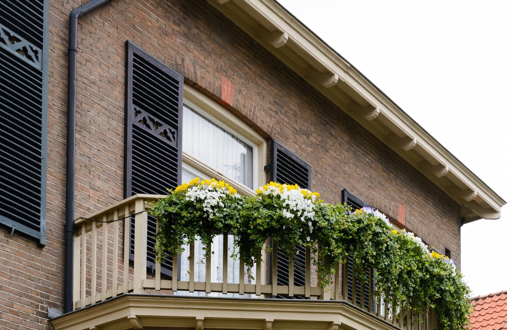 Detail serre met balkon 2016