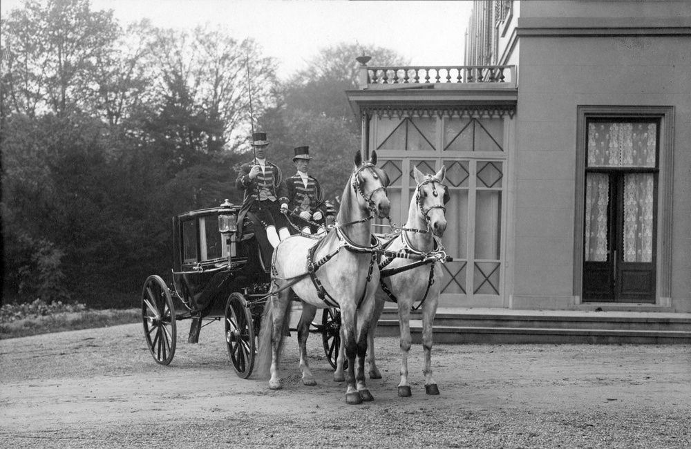 Huis met koets - ca 1930
