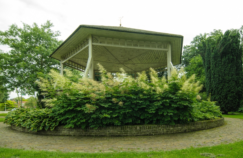 Achterzijde muziektent Rheden - 2016