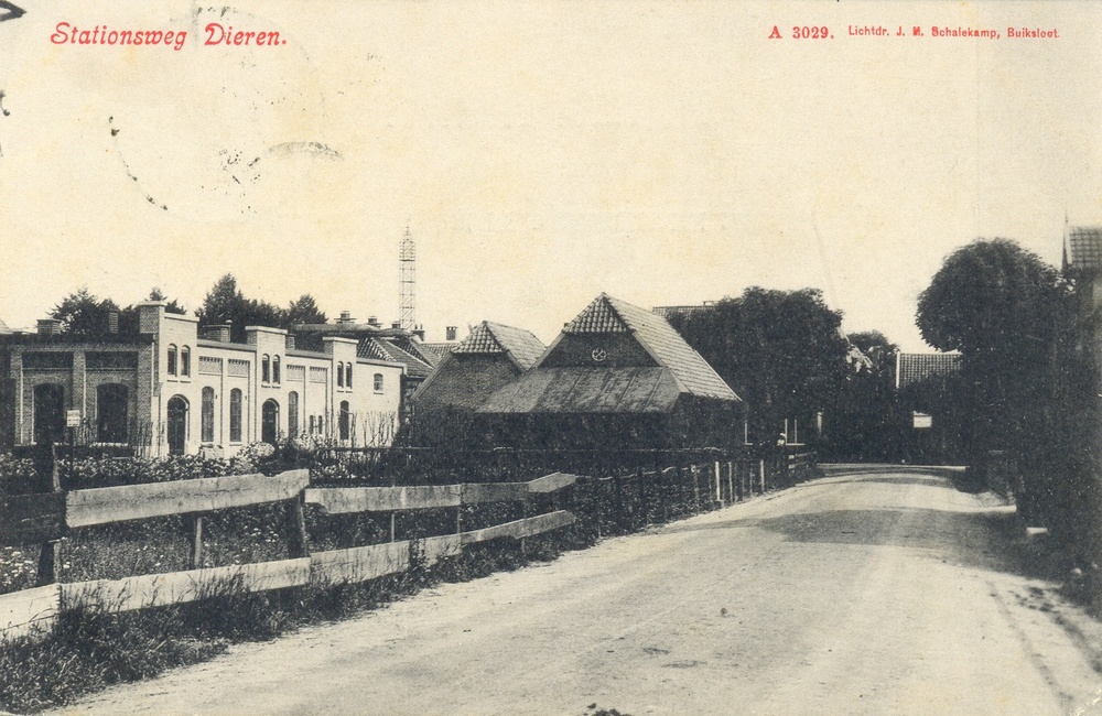 Stationsweg, later Middelhovenstraat genoemd