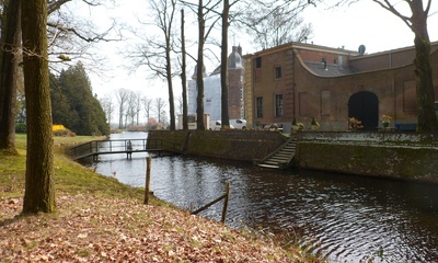 Biljoen Doorlaat met keermuren
