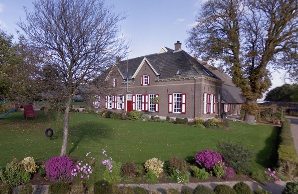 Voorgevel boerderij