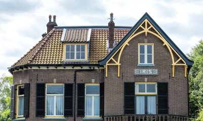 Deel voorgevel villa