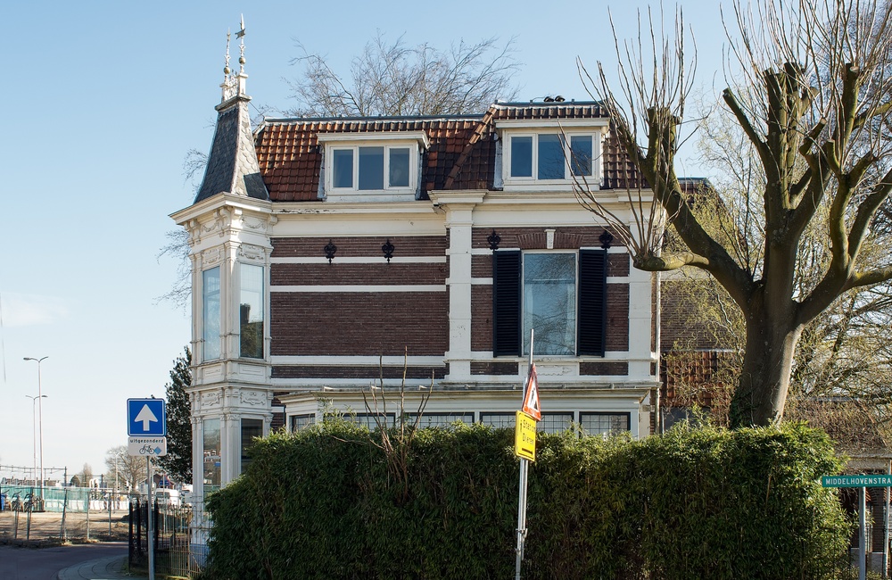 Zijgevel Stationsplein 18 - 2016