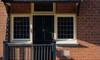 Deel linkergevel villa