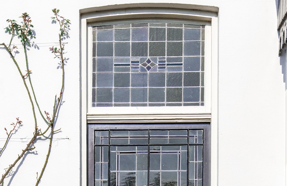Deur achterzijde met glas-in-lood ramen Villa Hoflaan 3 - 2016