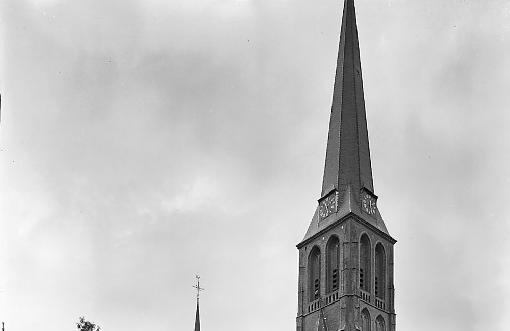 Rooms-katholieke Onze Lieve Vrouwe Visitatiekerk: exterieur (1970)