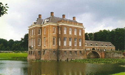 Middachten Stalgebouw