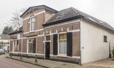Winkel-woonhuis