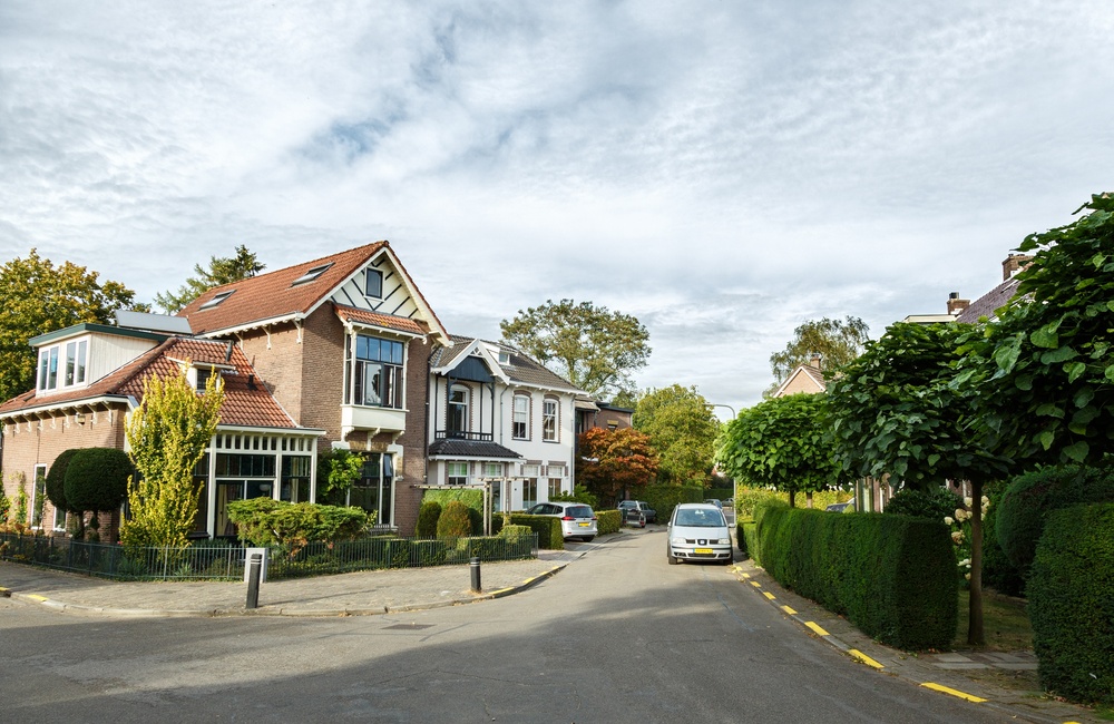 De dijk loopt van oost naar west - 2016