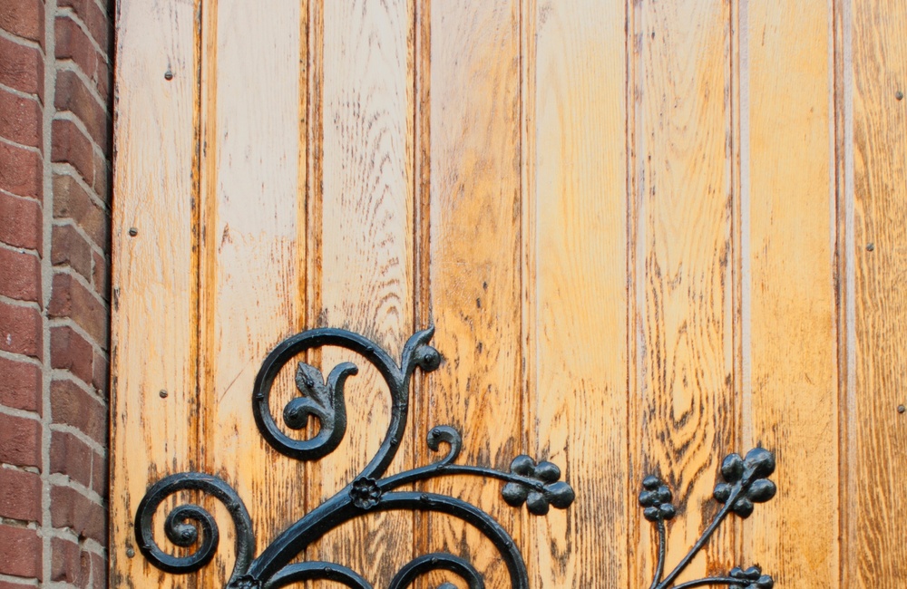Detail siersmeedwerk scharnier deur - 2016