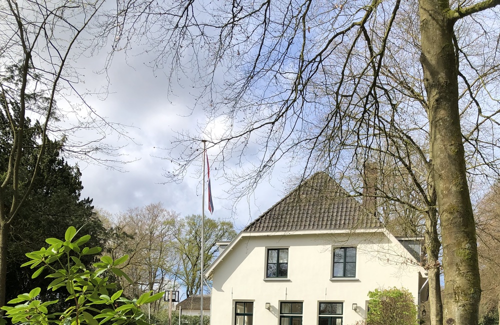 Langs de Kerklaan bij nr. 21