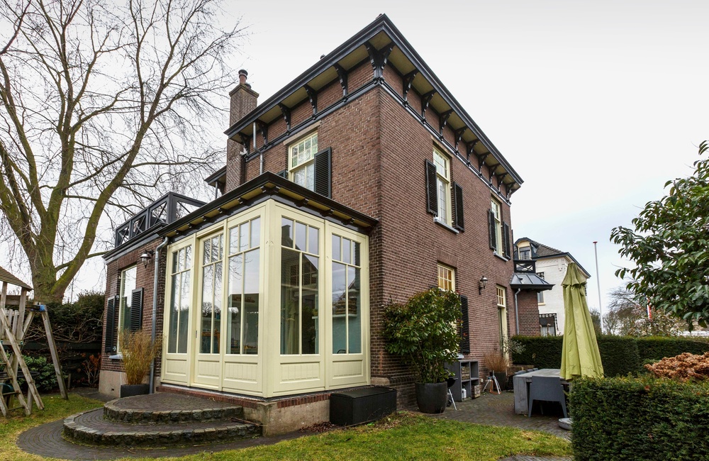 Achter- en linkerzijgevel - 2016