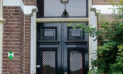 Detail voorgevel villa