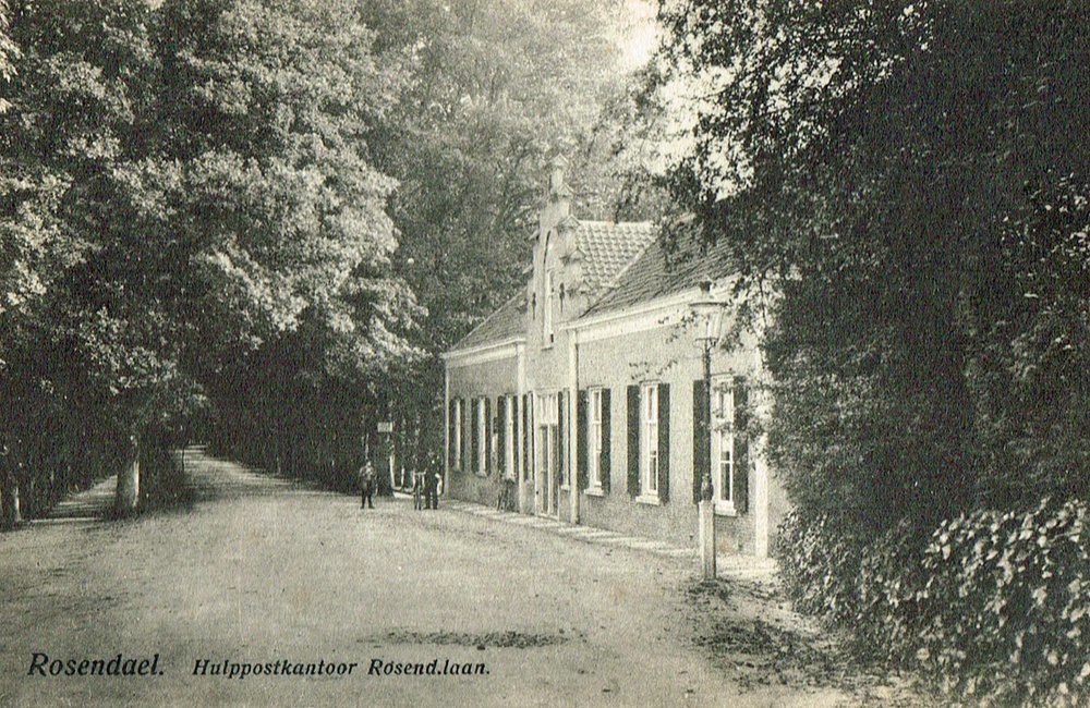 Hulppostkantoor op nr. 6 bij de fiets