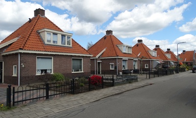 18 woonhuizen Worth Rhedenseweg 30-64