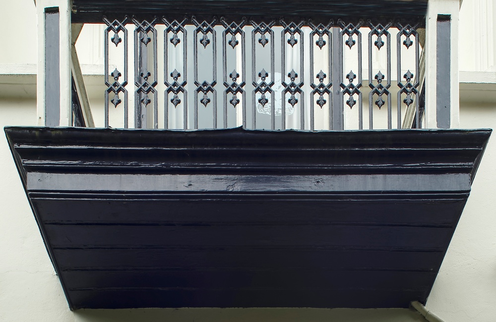 Sierlijke motieven balkon 2016