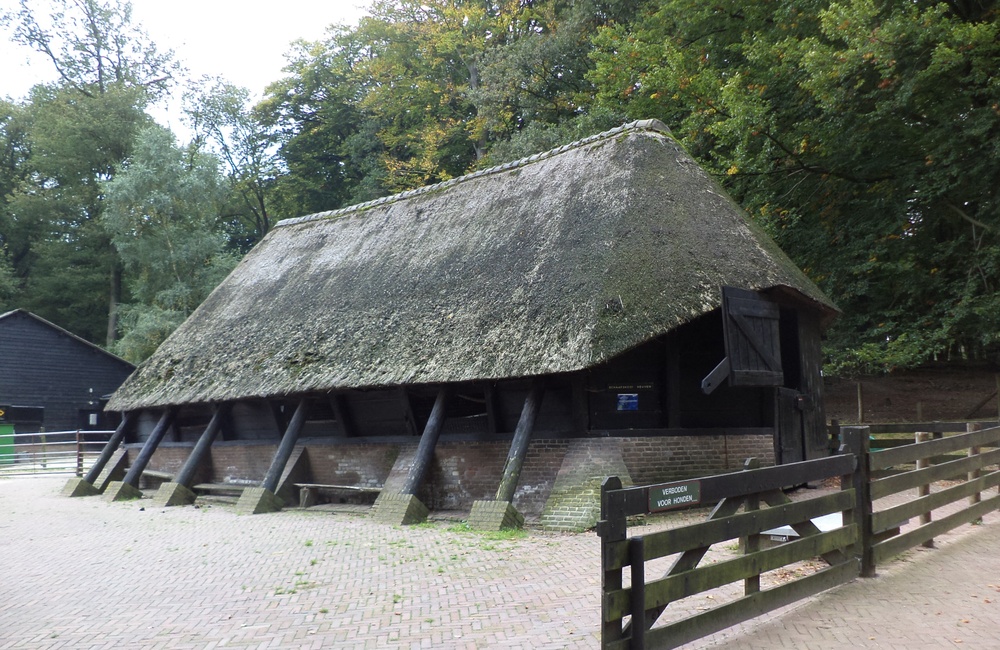 De uit rond 1870 daterende Schaapskooi bij het Gelderse Rheden (2012)