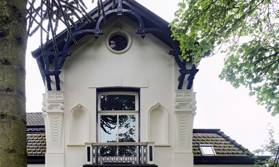 Detail middenrisaliet