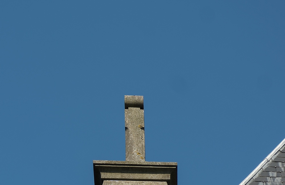 Detail dakrand en schoorsteen - 2016