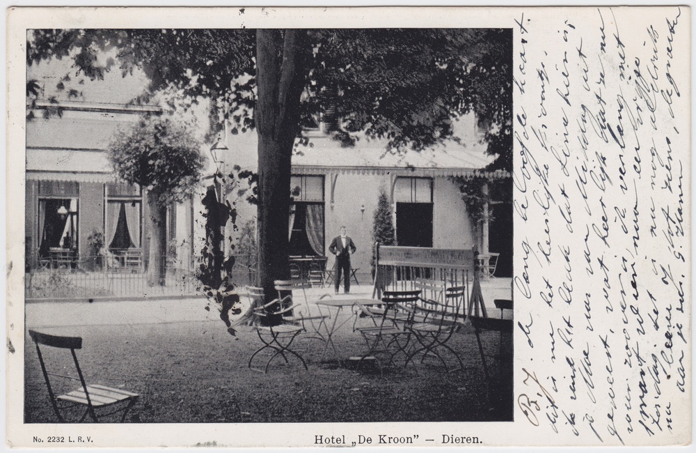 Overtuin van Hotel De Kroon - 1908.